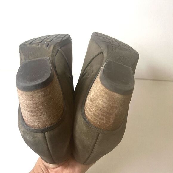 Blondo Waterproof Womens 8.5M Low Heel Ankle Booties Comfort Casual Brown Nubuck - Picture 7 of 10